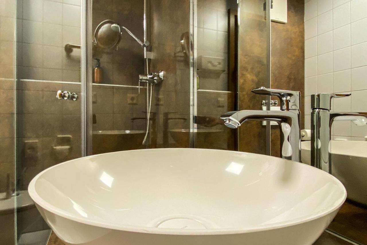 Impulsiv Hotel & Sportresort Лёррах Экстерьер фото